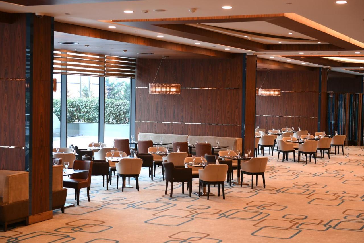 Mercure Istanbul West Hotel & Convention Center Exterior foto